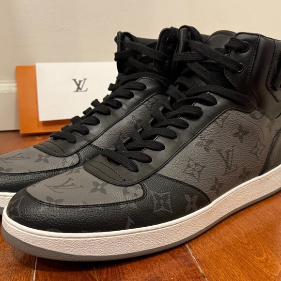 Louis Vuitton Rivoli Sneaker Boot in Eclipse Monogram Size 10.5 - Picture 6 of 6